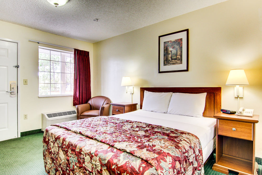 Intown Suites Extended Stay Jacksonville Fl - Baymeadows Exterior photo